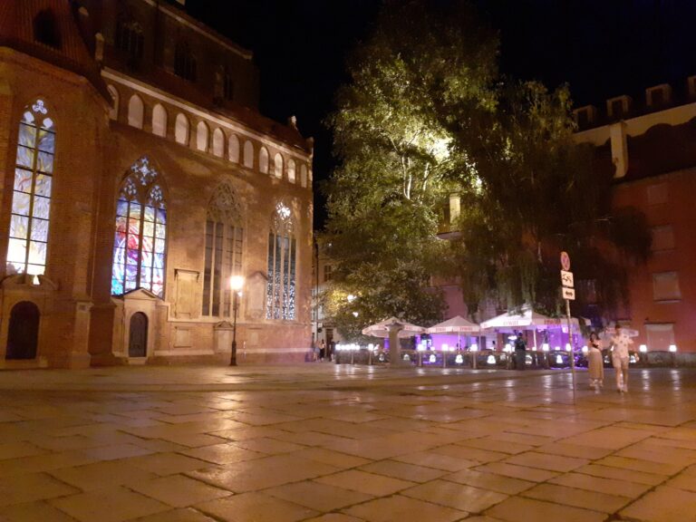 Mitt liv i Wrocław, kapitel 017 – Elefanten i rummet